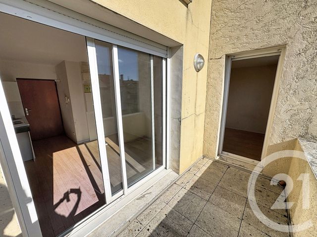 Appartement F3 à vendre - 4 pièces - 62.95 m2 - ANGOULEME - 16 - POITOU-CHARENTES - Century 21 Aloha Immobilier