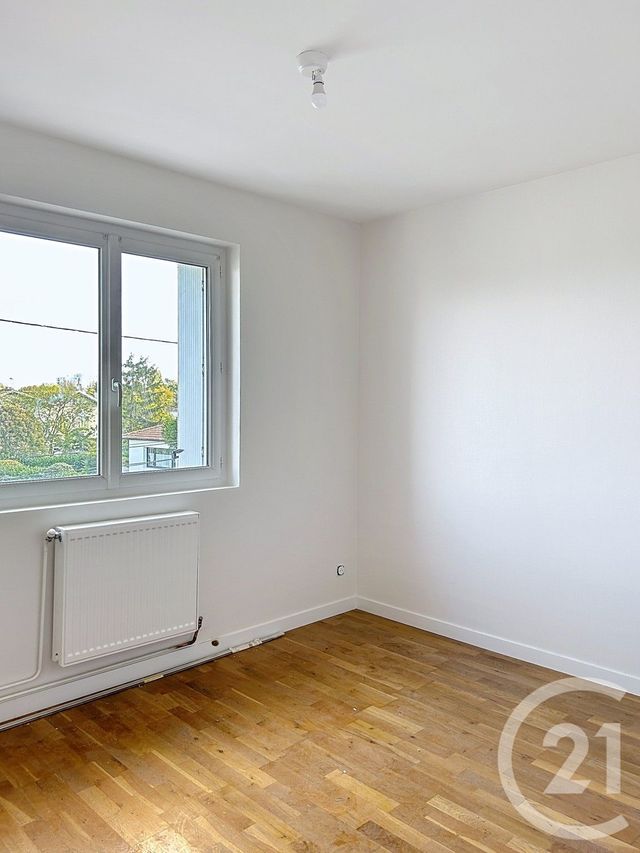 Appartement F3 à louer - 3 pièces - 63.0 m2 - SOYAUX - 16 - POITOU-CHARENTES - Century 21 Aloha Immobilier