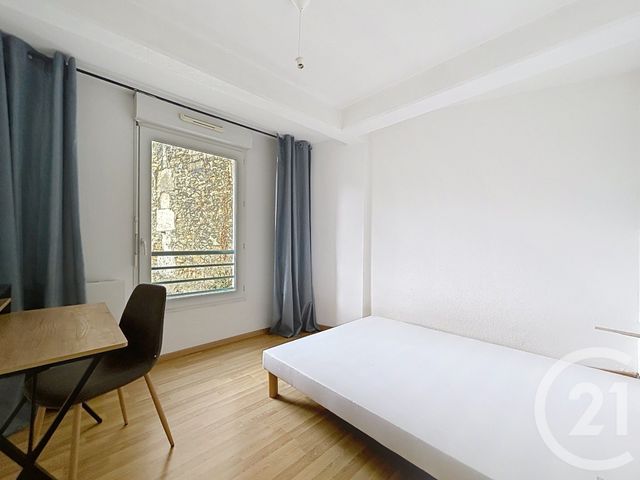 Appartement F2 à louer - 2 pièces - 47.76 m2 - ANGOULEME - 16 - POITOU-CHARENTES - Century 21 Aloha Immobilier