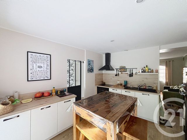 maison à vendre - 5 pièces - 92.0 m2 - ANGOULEME - 16 - POITOU-CHARENTES - Century 21 Aloha Immobilier