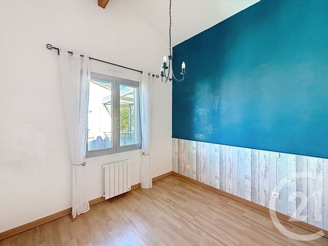 Appartement F2 à vendre - 3 pièces - 42.14 m2 - ANGOULEME - 16 - POITOU-CHARENTES - Century 21 Aloha Immobilier